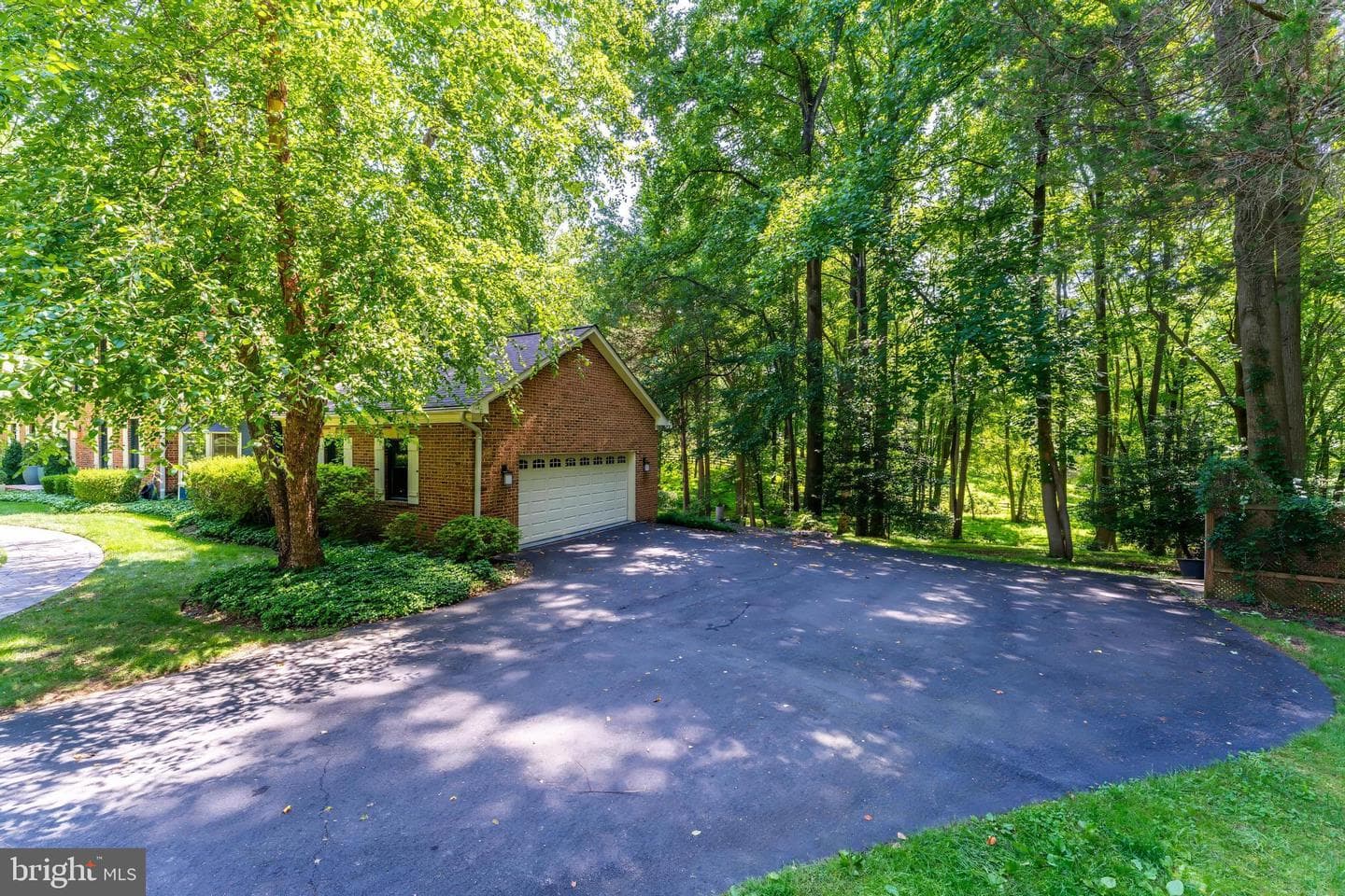 401 Seneca Road photo 16