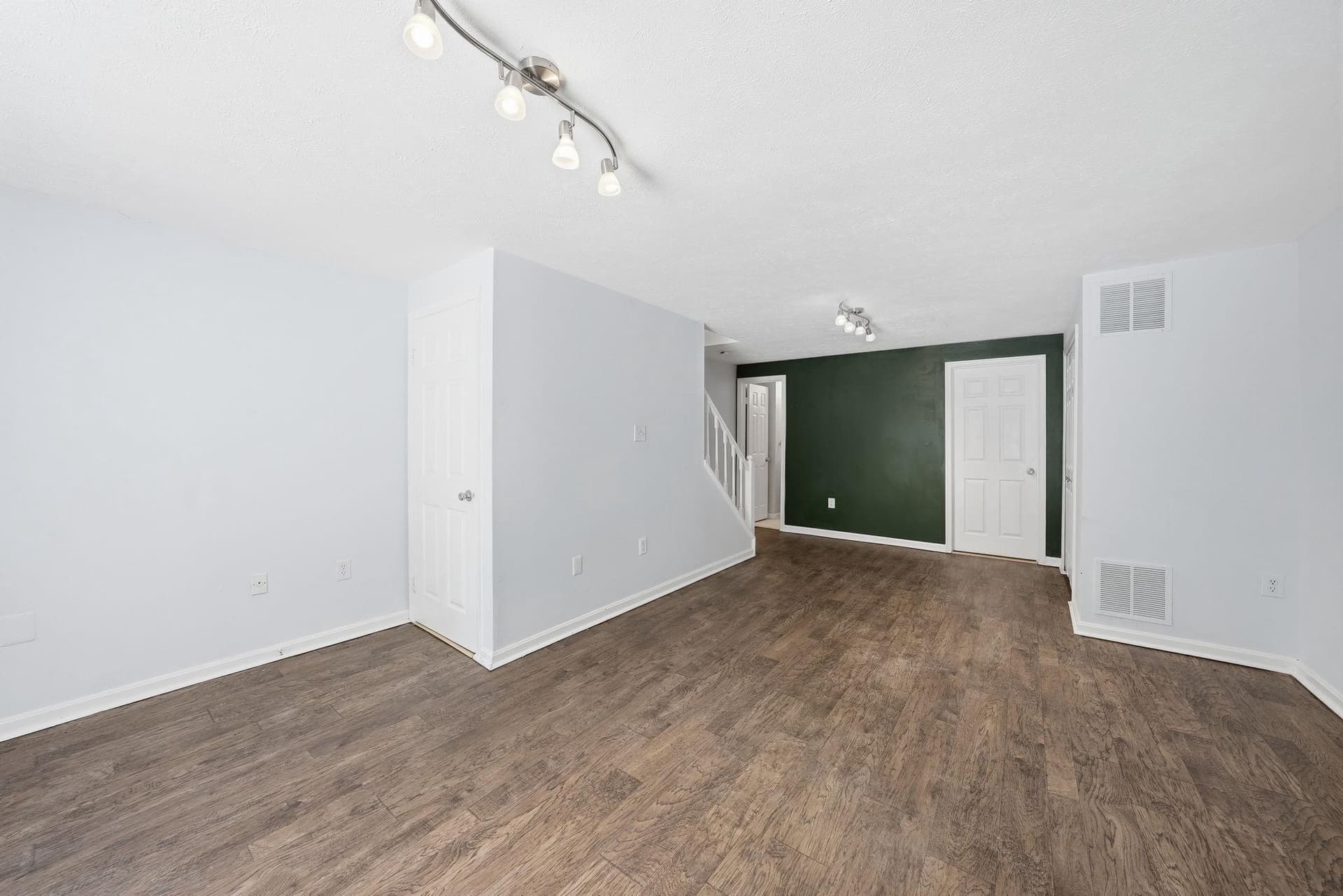 6472 Brick Hearth Court photo 31