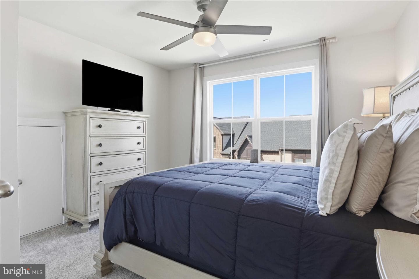 2861 Hokie Lane photo 32