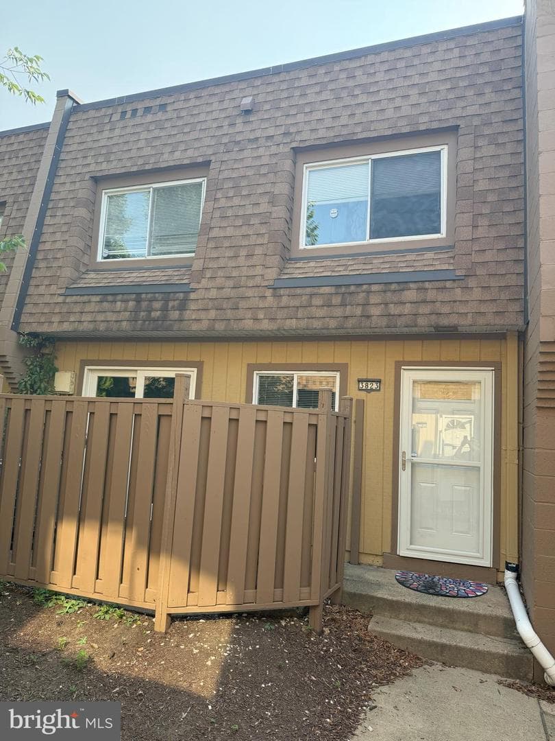3823 Monte Vista Place #97d, Alexandria