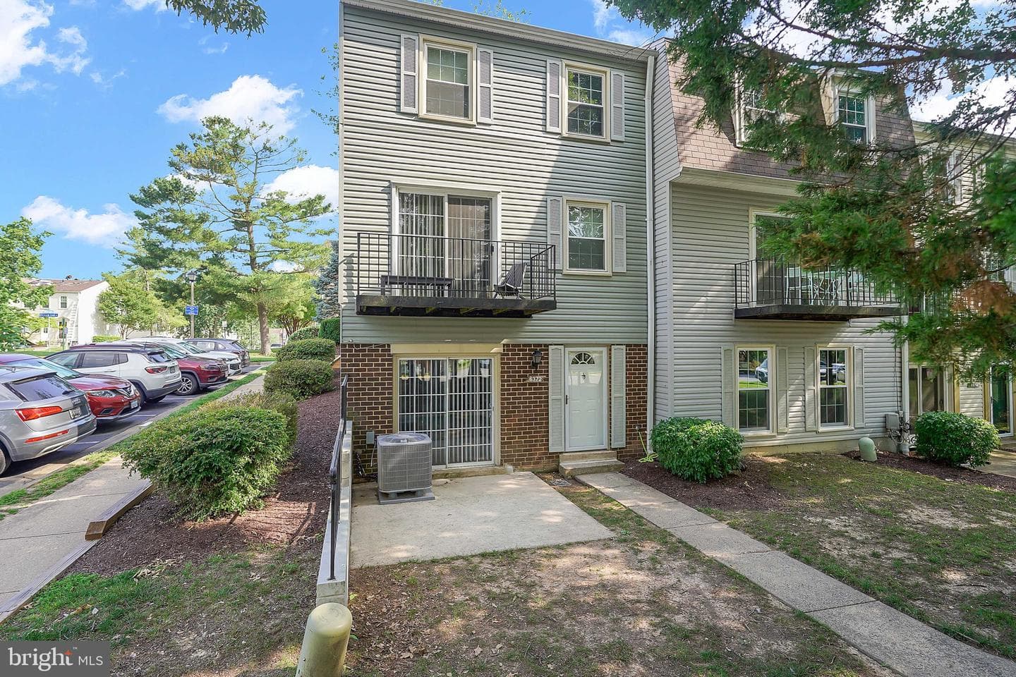 6372 Birch Leaf Court, Burke