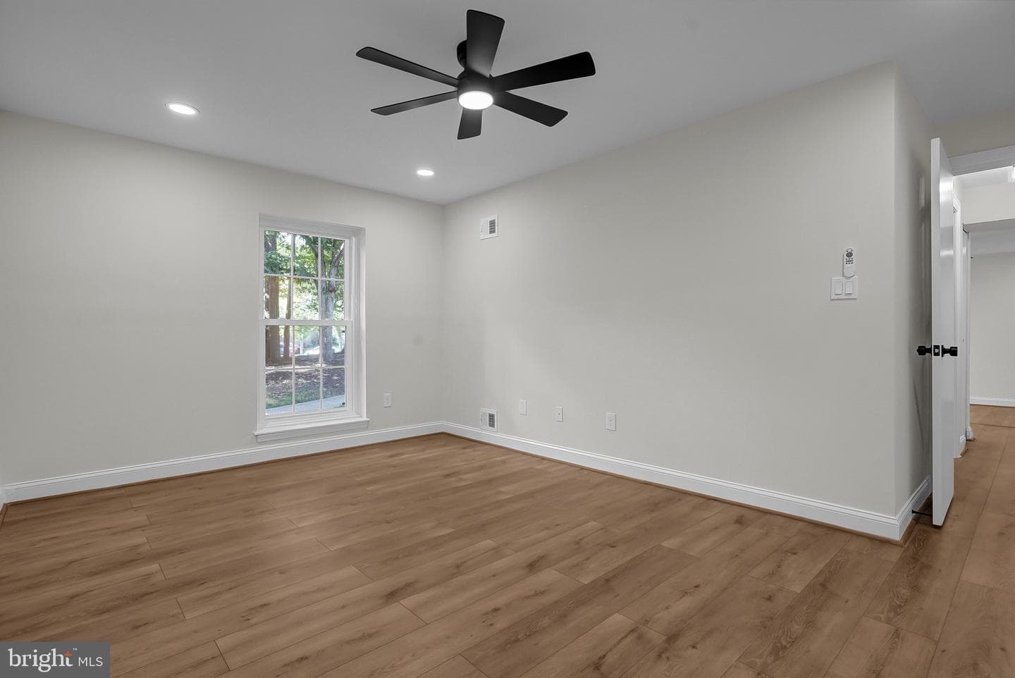 6372 Birch Leaf Court photo 20