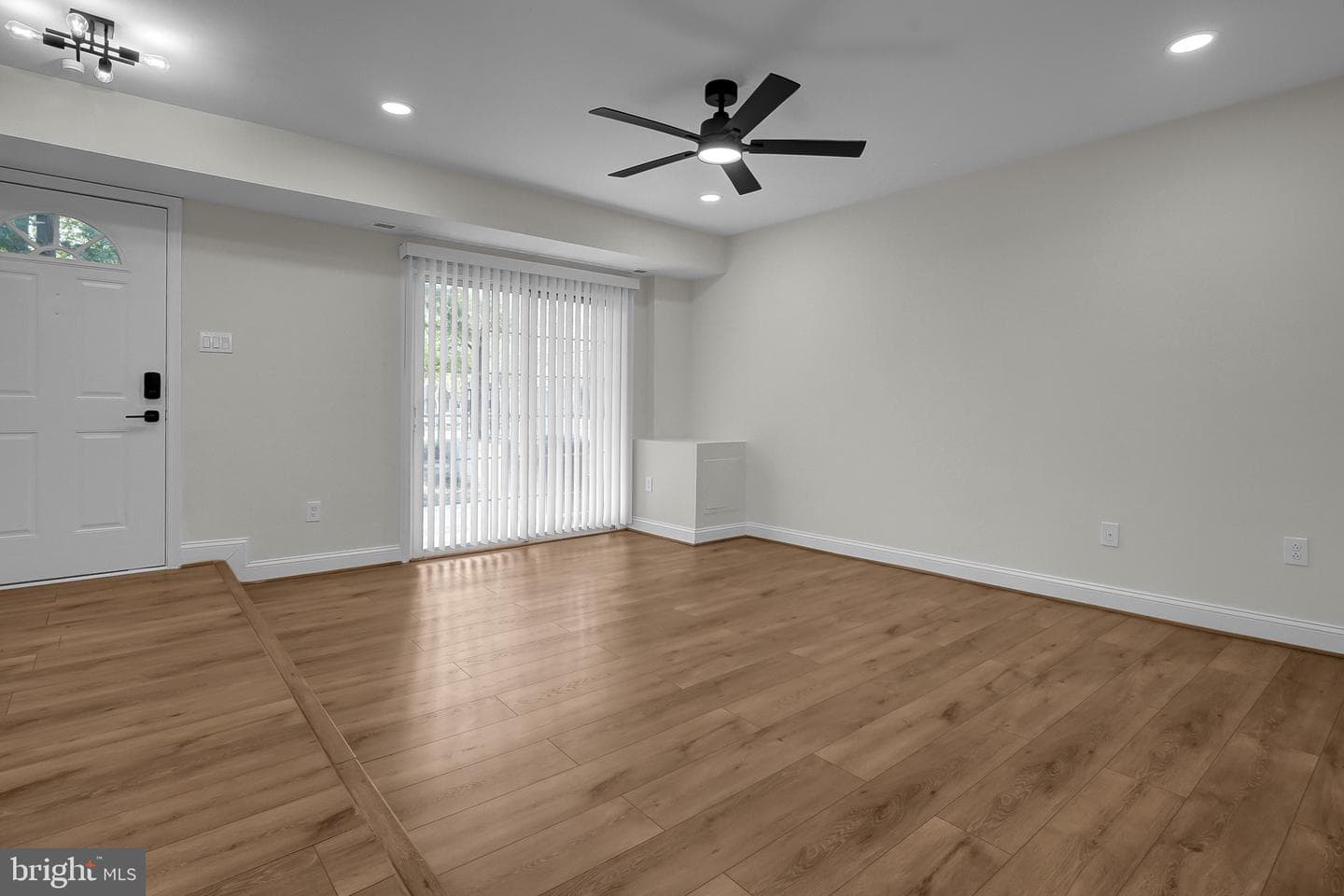 6372 Birch Leaf Court photo 3