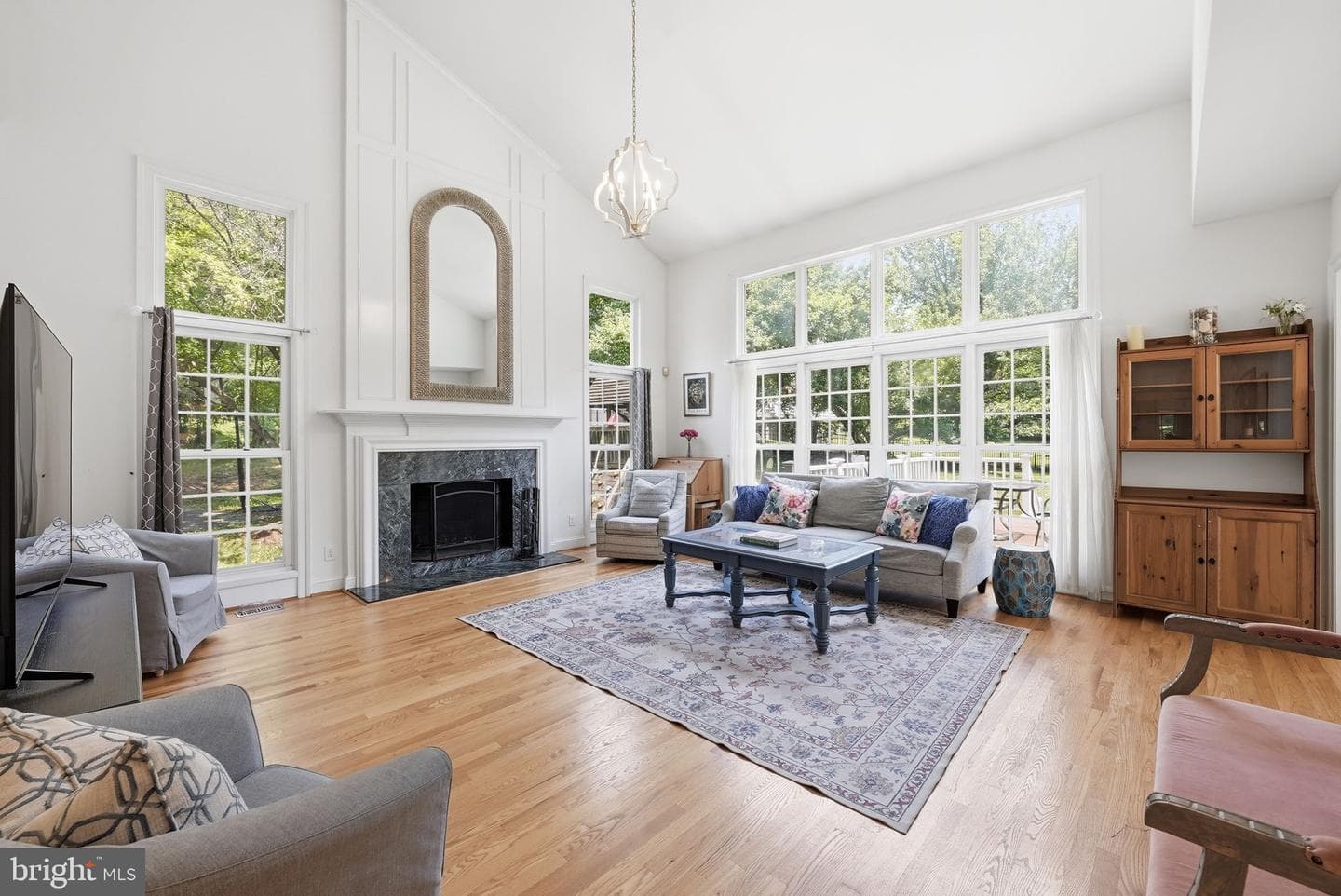1407 Woodhurst Boulevard photo 18