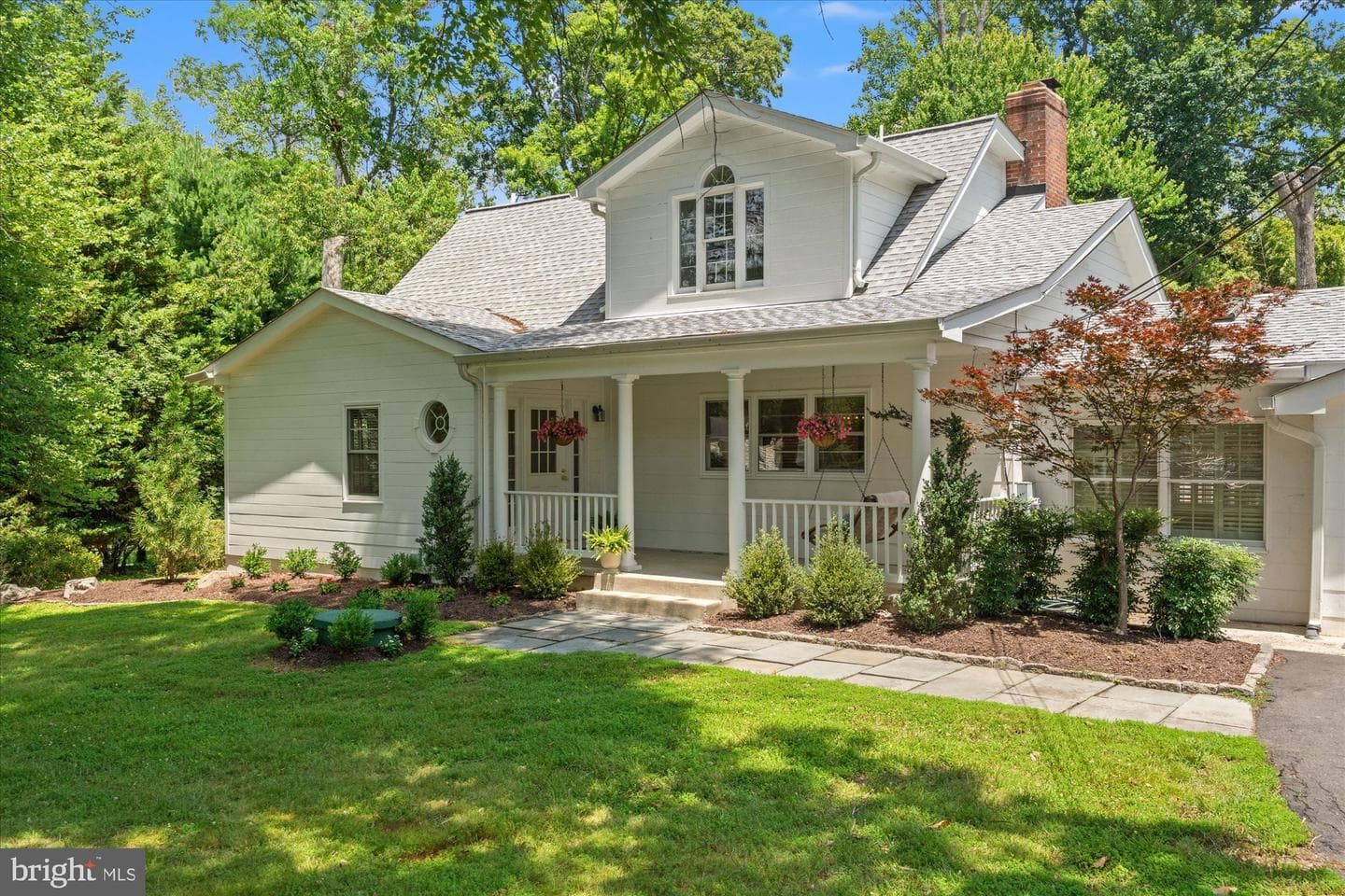 2627 Five Oaks Rd, Vienna