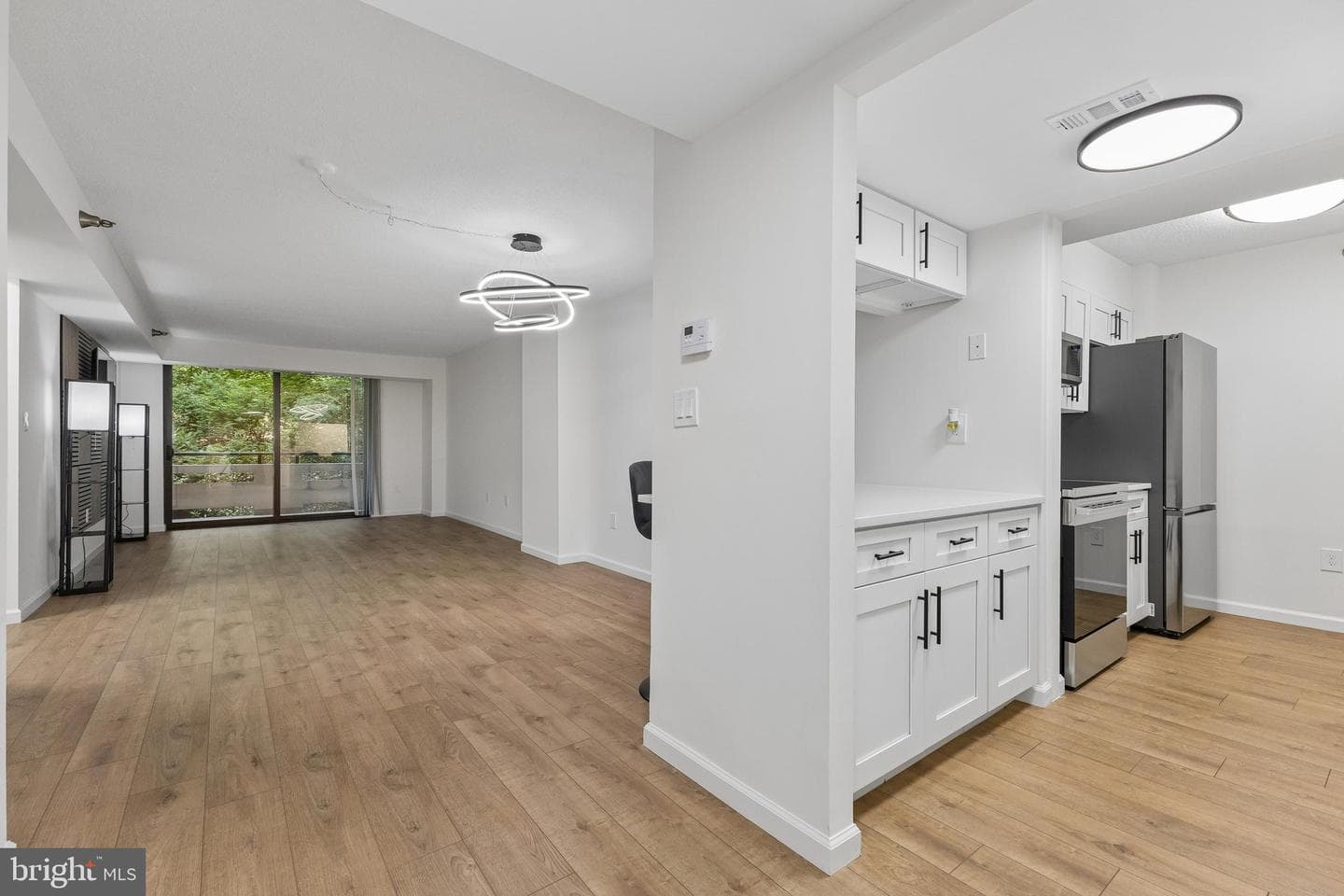 1808 Old Meadow Road #418 photo 3