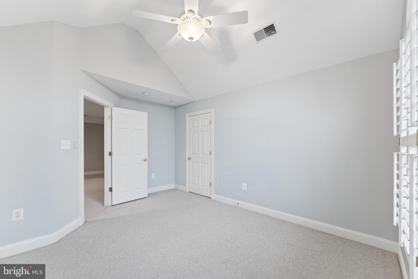 1313 Mclean Crest Court photo 27