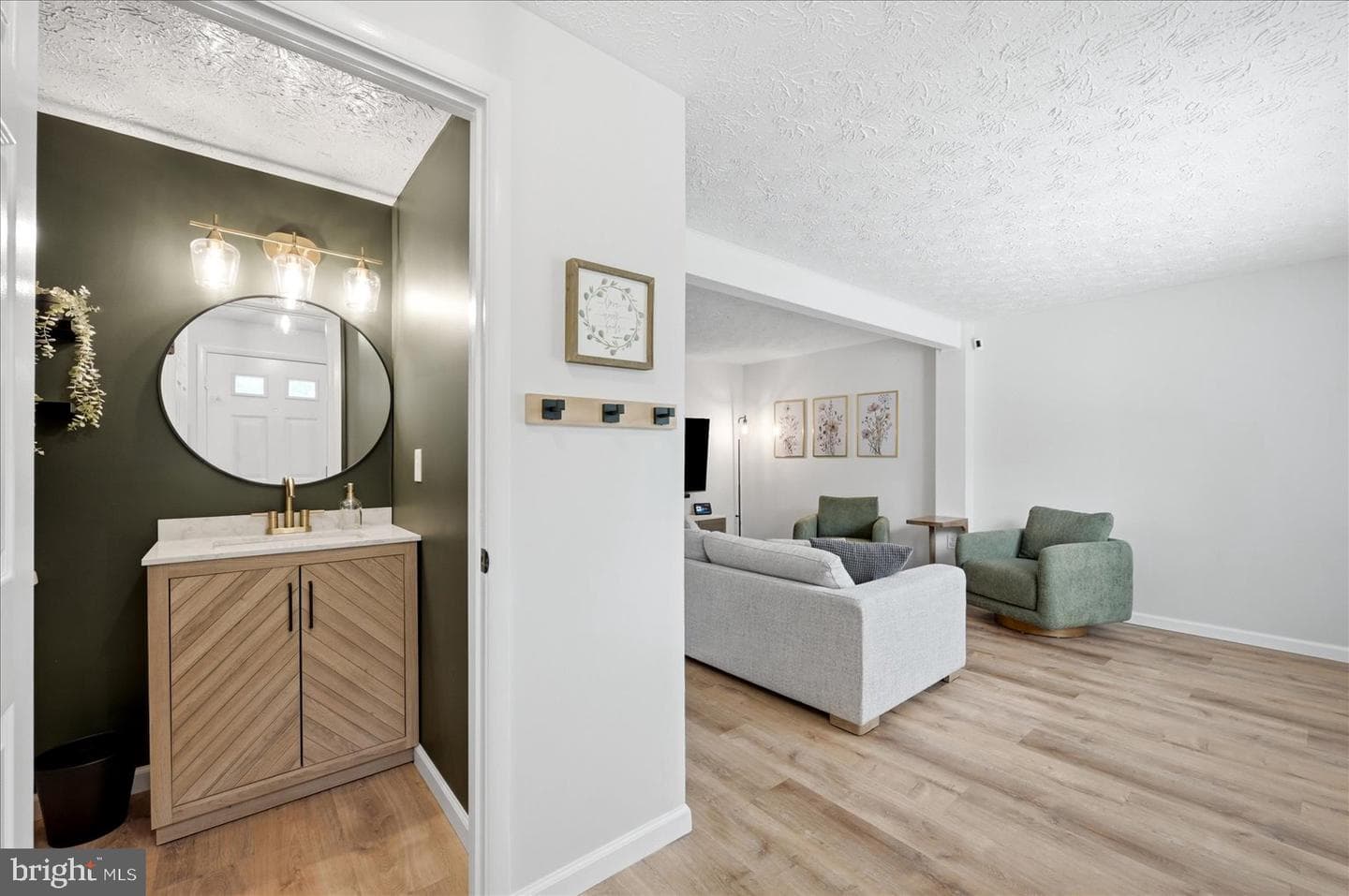5835 Rock Forest Court, Centreville