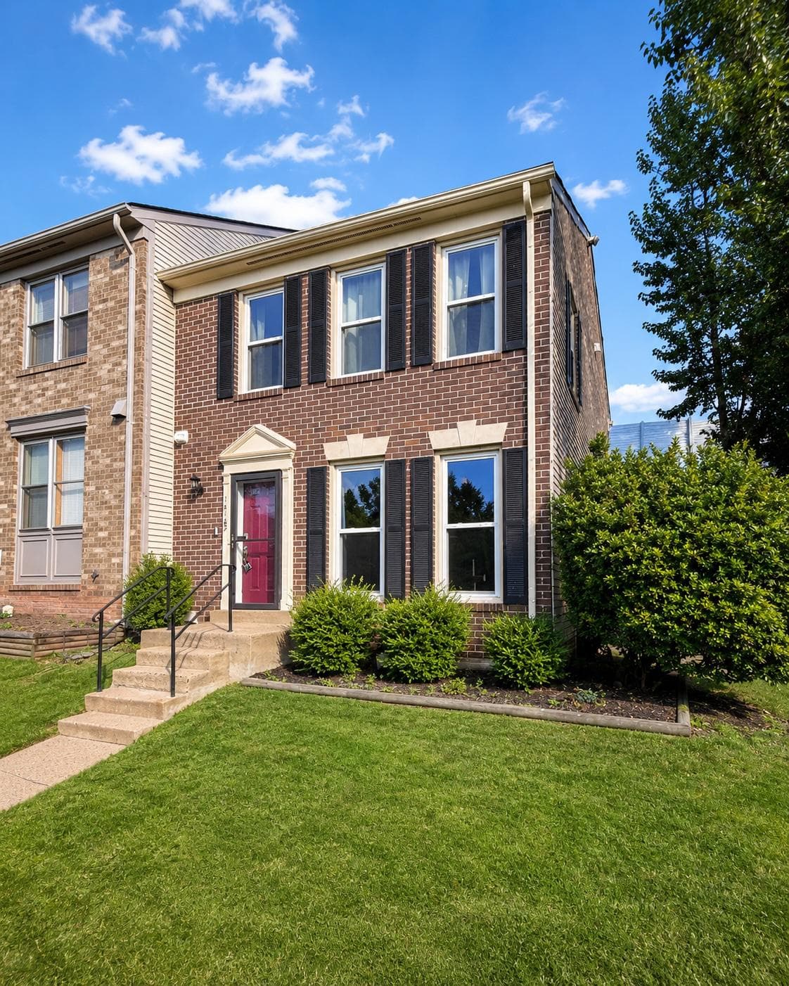 14187 Royal Oak Lane photo 1