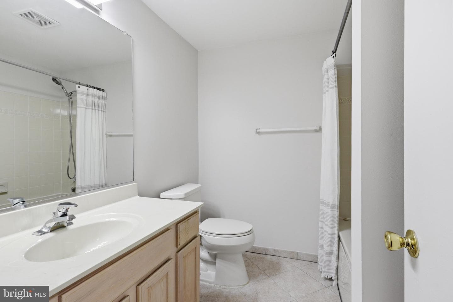 412 Cavendish Street photo 20