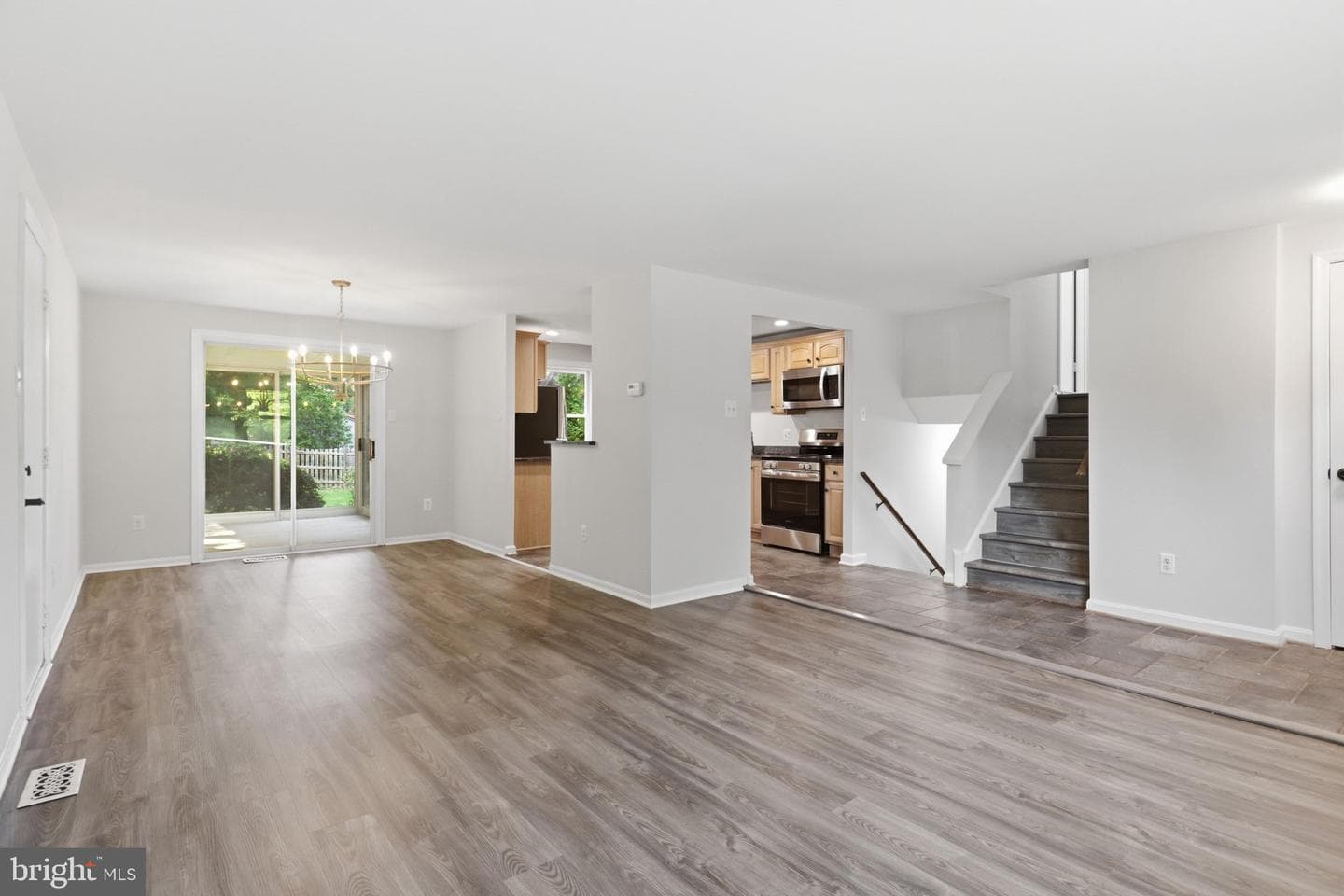 412 Cavendish Street photo 8