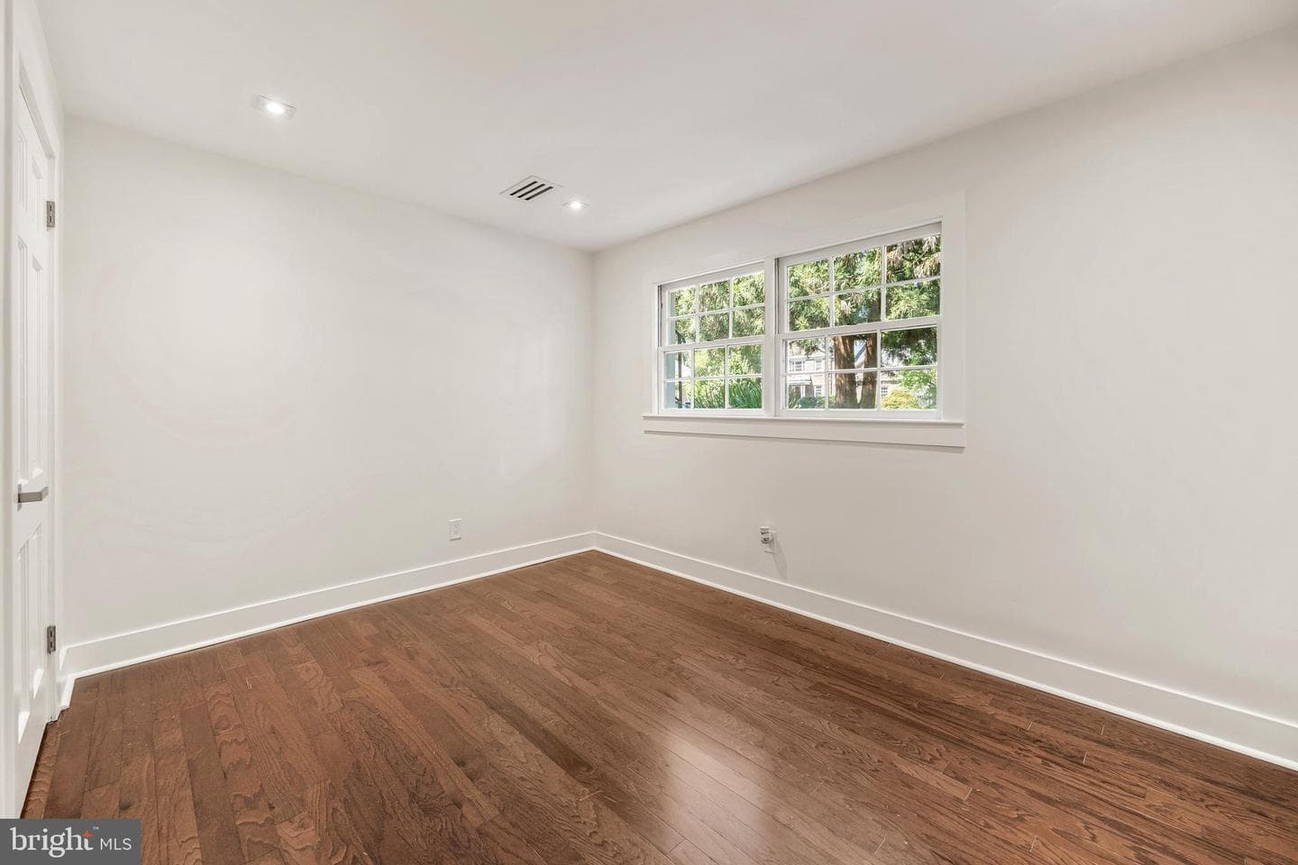9013 Beatty Drive photo 30