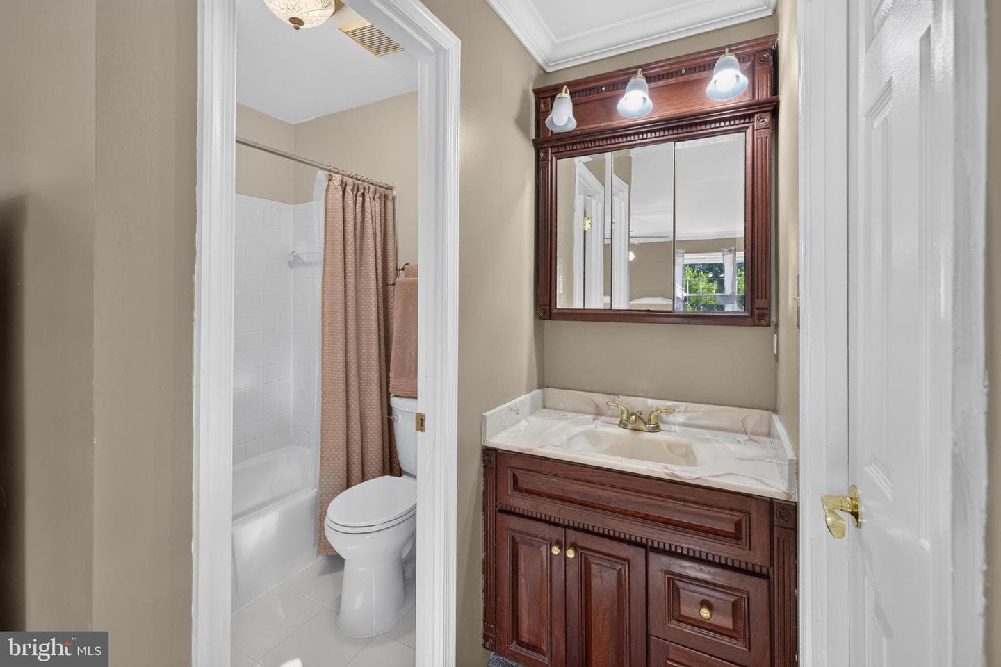 7901 Laural Valley Way photo 32