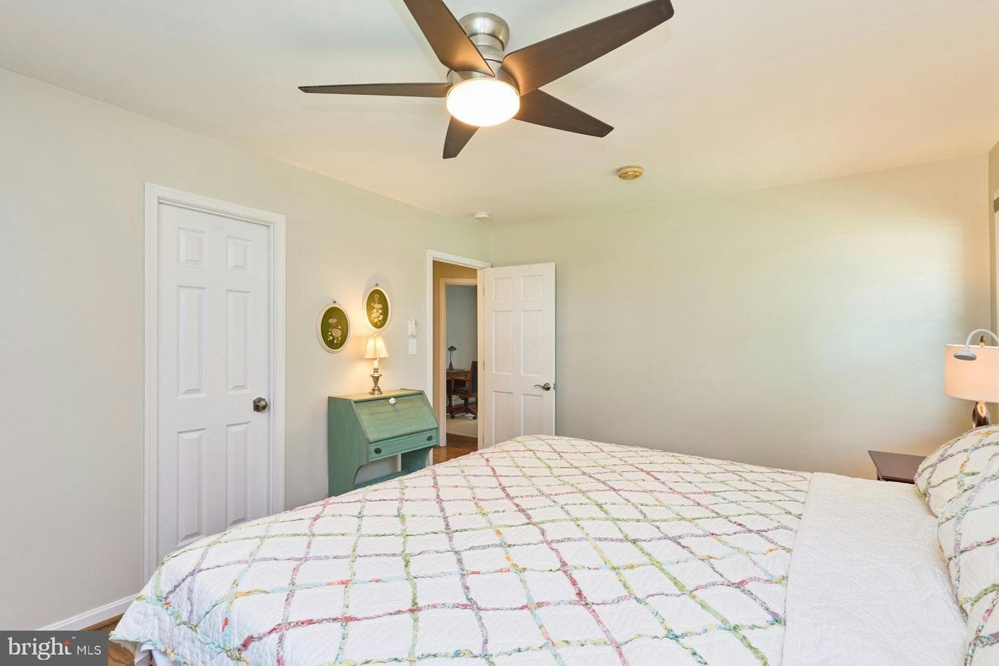 4118 Whispering Lane photo 28