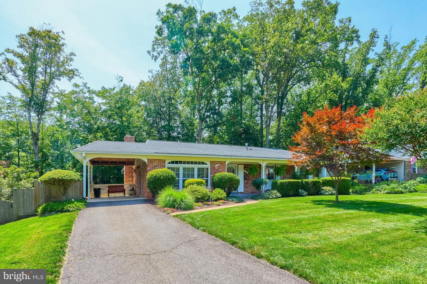 4118 Whispering Lane photo 3