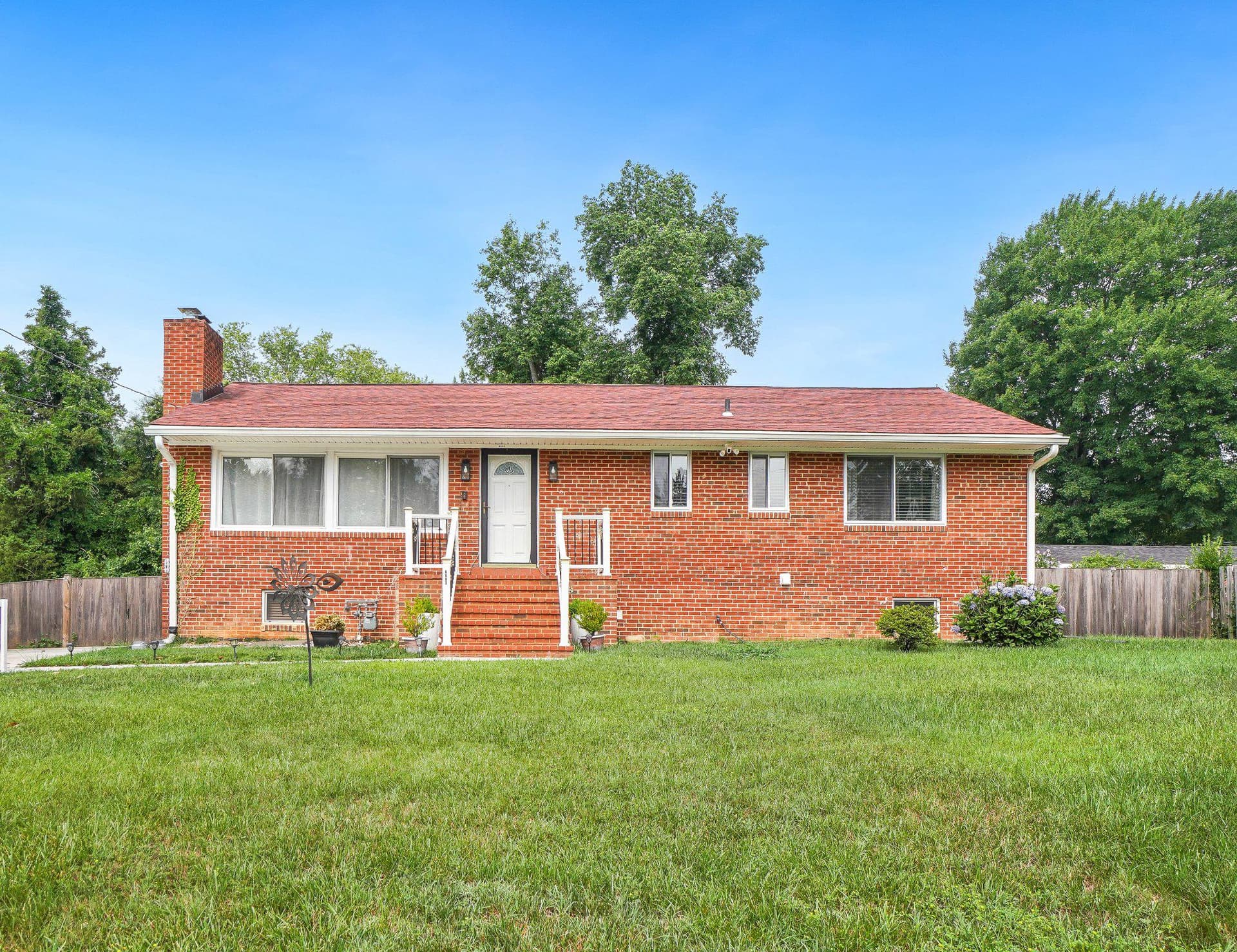 6802 Derrell Court, Alexandria