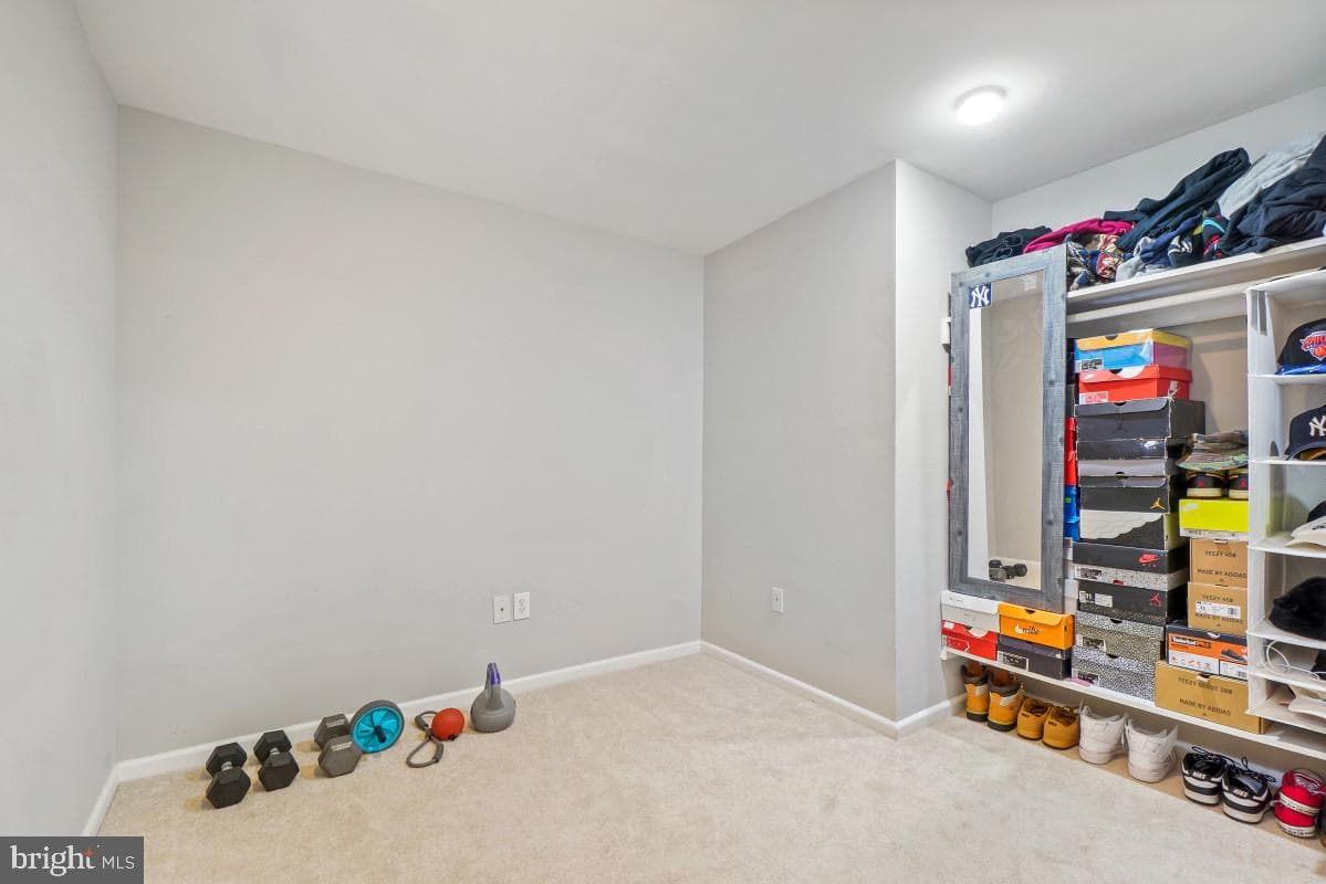 6802 Derrell Court photo 25
