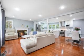 6802 Derrell Court photo 8