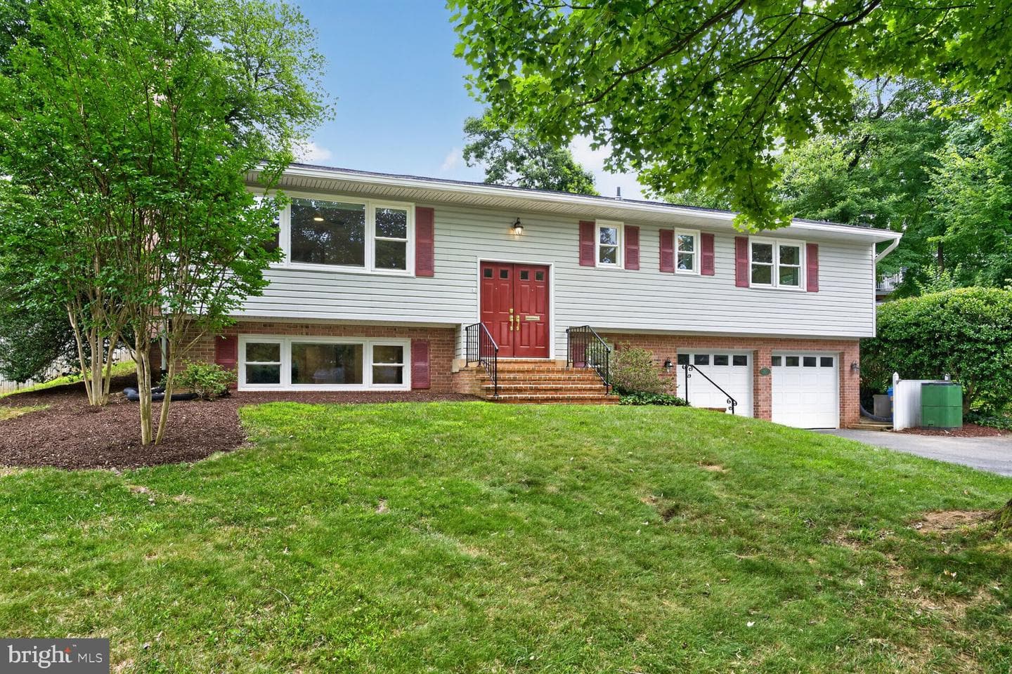 1933 Relda Court, Falls Church