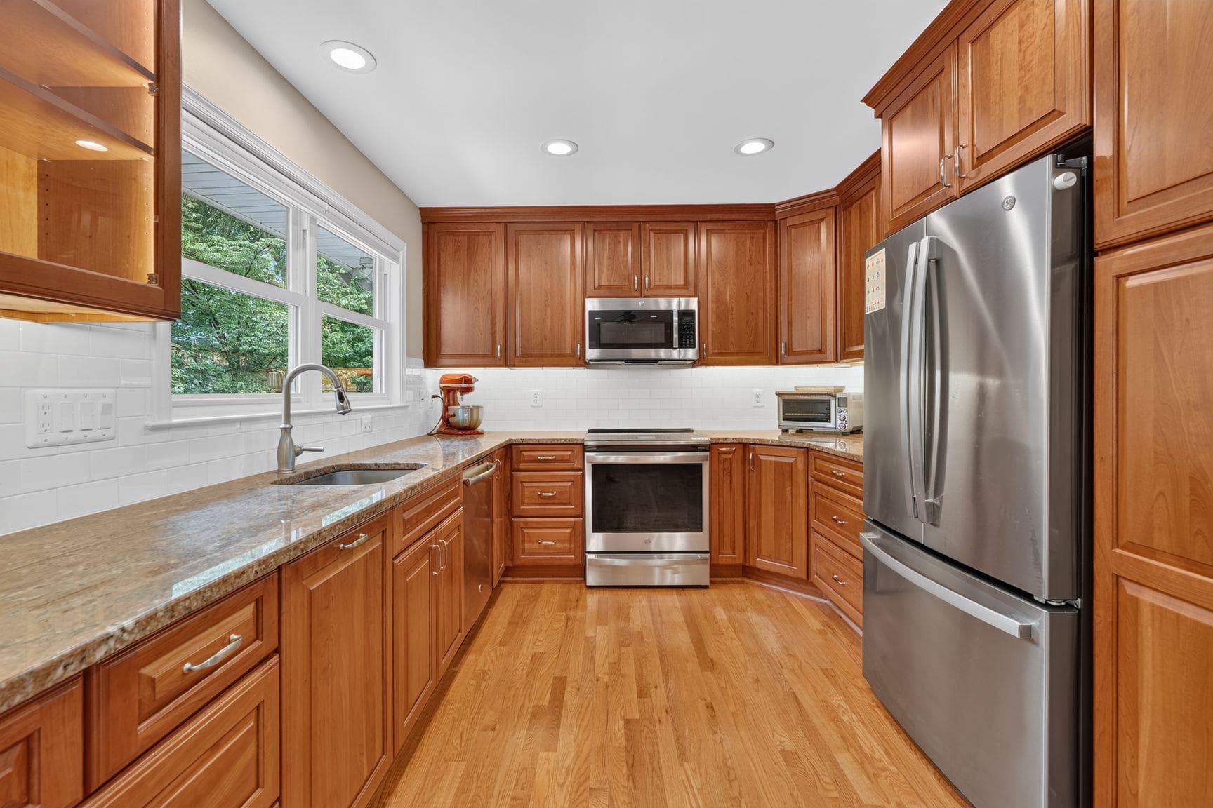 1933 Relda Court, Falls Church