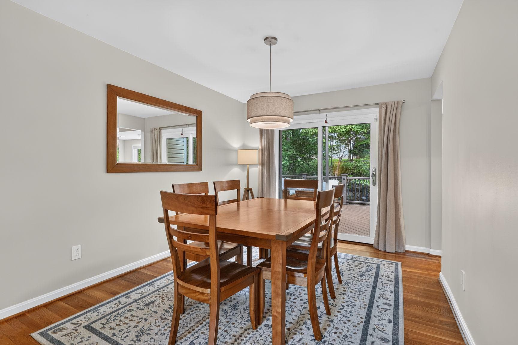 1933 Relda Court photo 6
