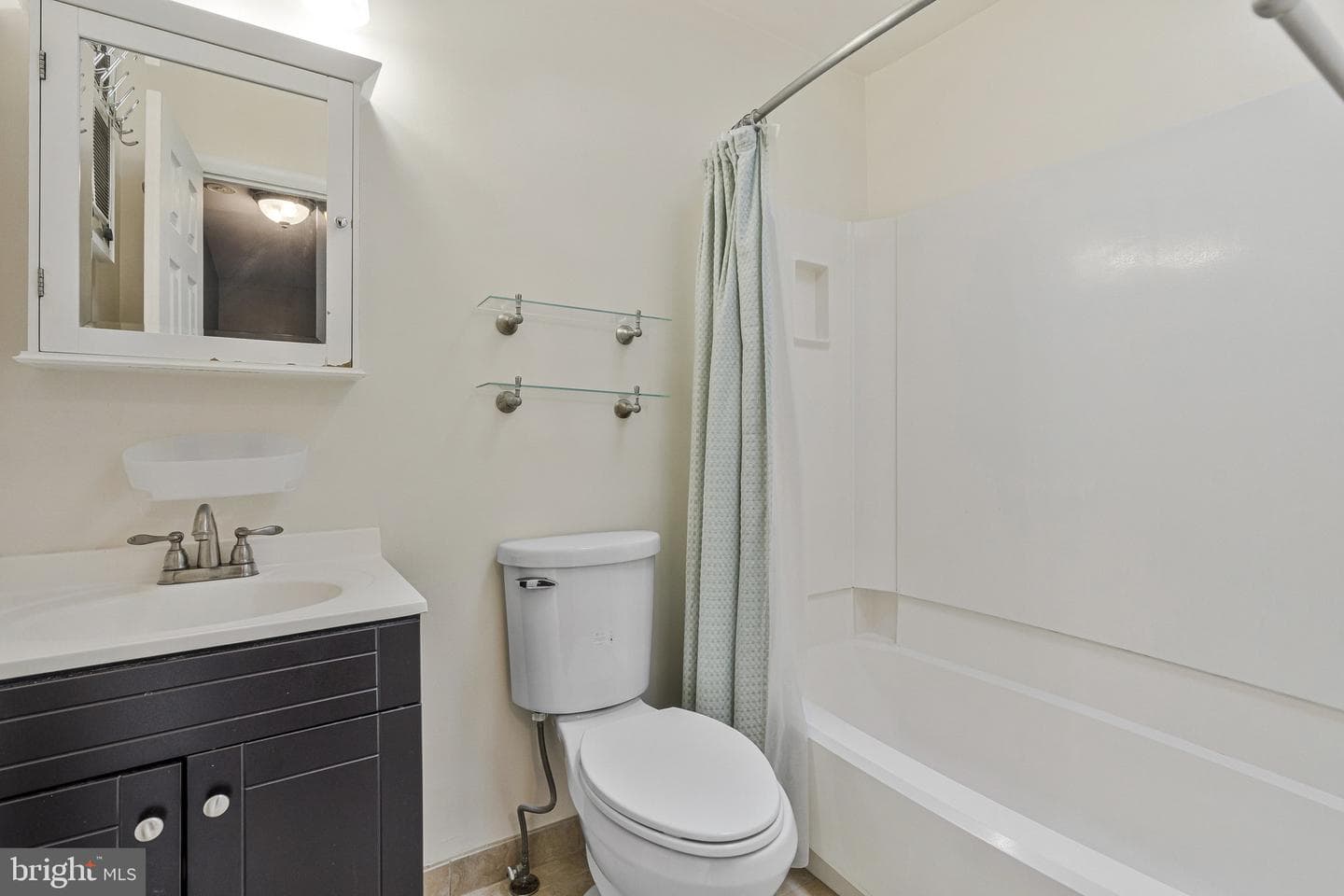 1107 Treeside Lane photo 32