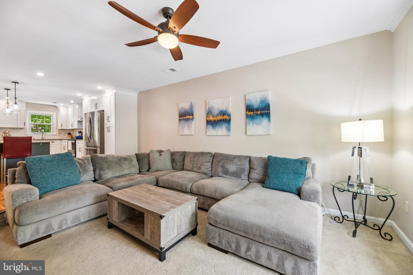 5943 Norham Drive photo 3