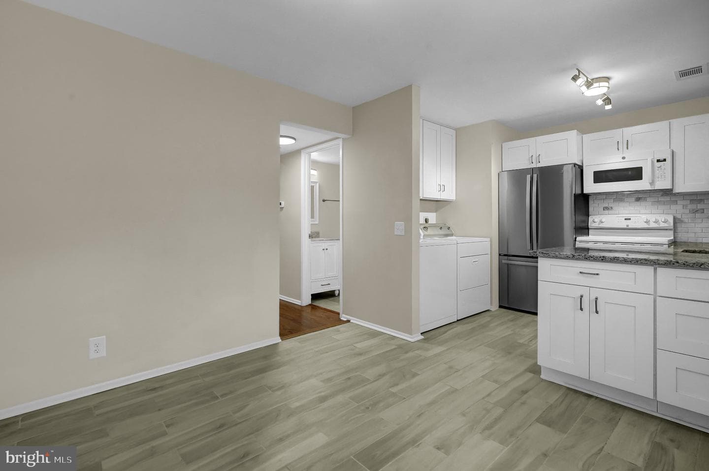 2665 Glengyle Drive #60 photo 11
