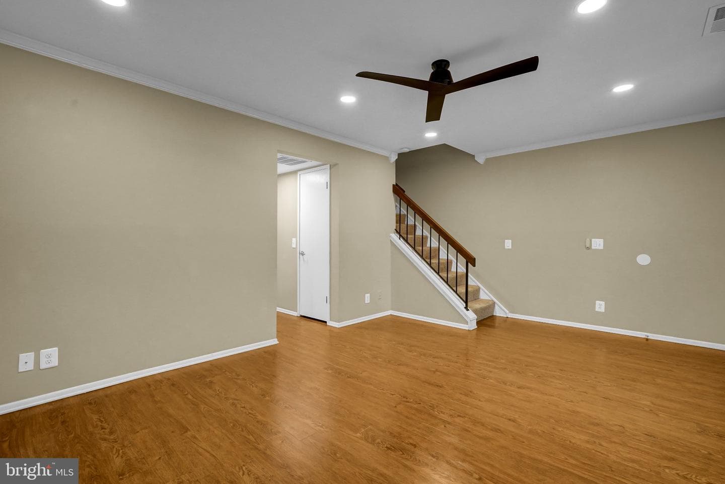2665 Glengyle Drive #60 photo 4