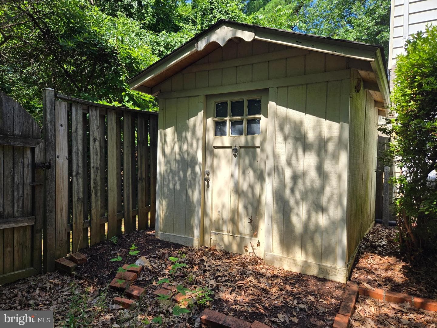 5027 Head Court photo 4