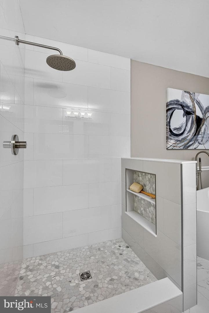 6207 Maple Run Court photo 40