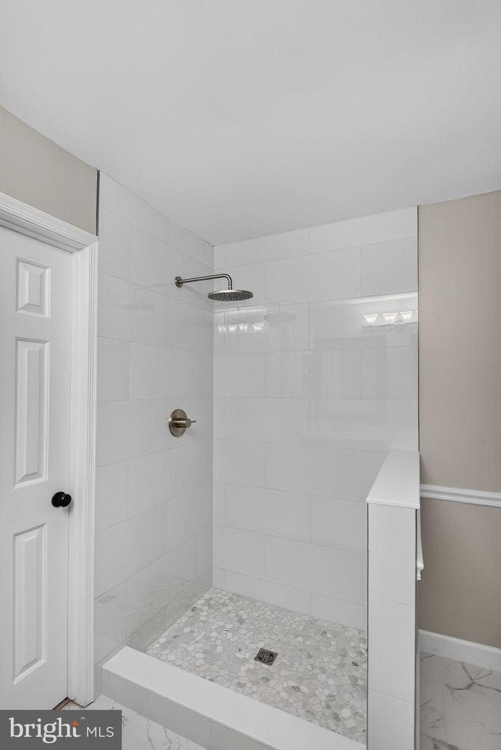 6207 Maple Run Court photo 41