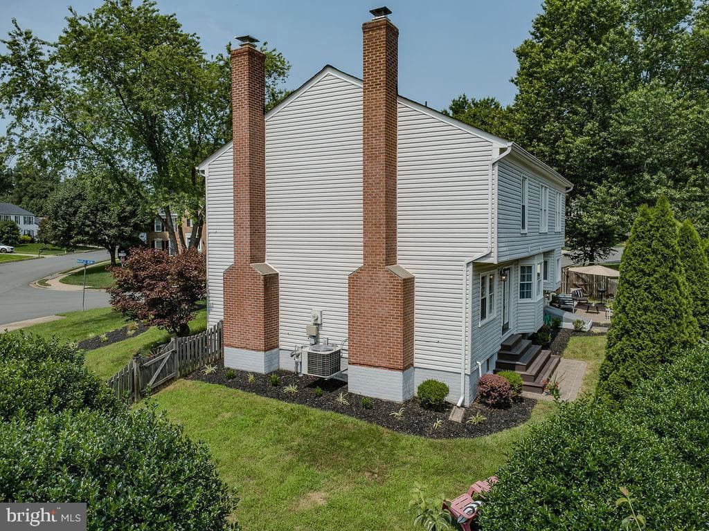 6207 Maple Run Court photo 6