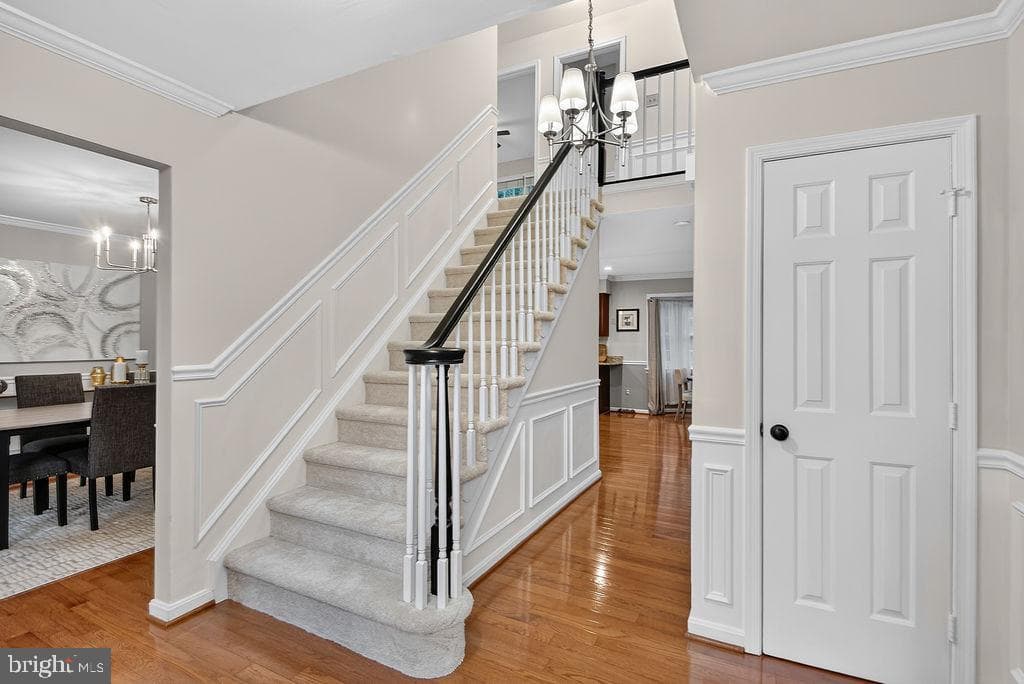 6207 Maple Run Court photo 9