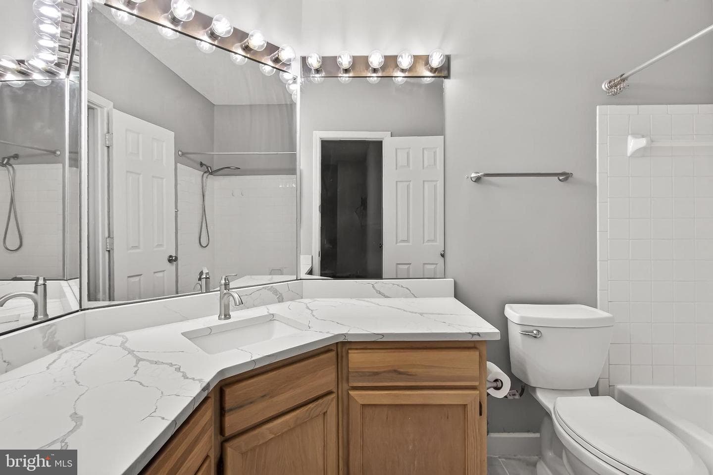 4405 Sedgehurst Drive #202 photo 23
