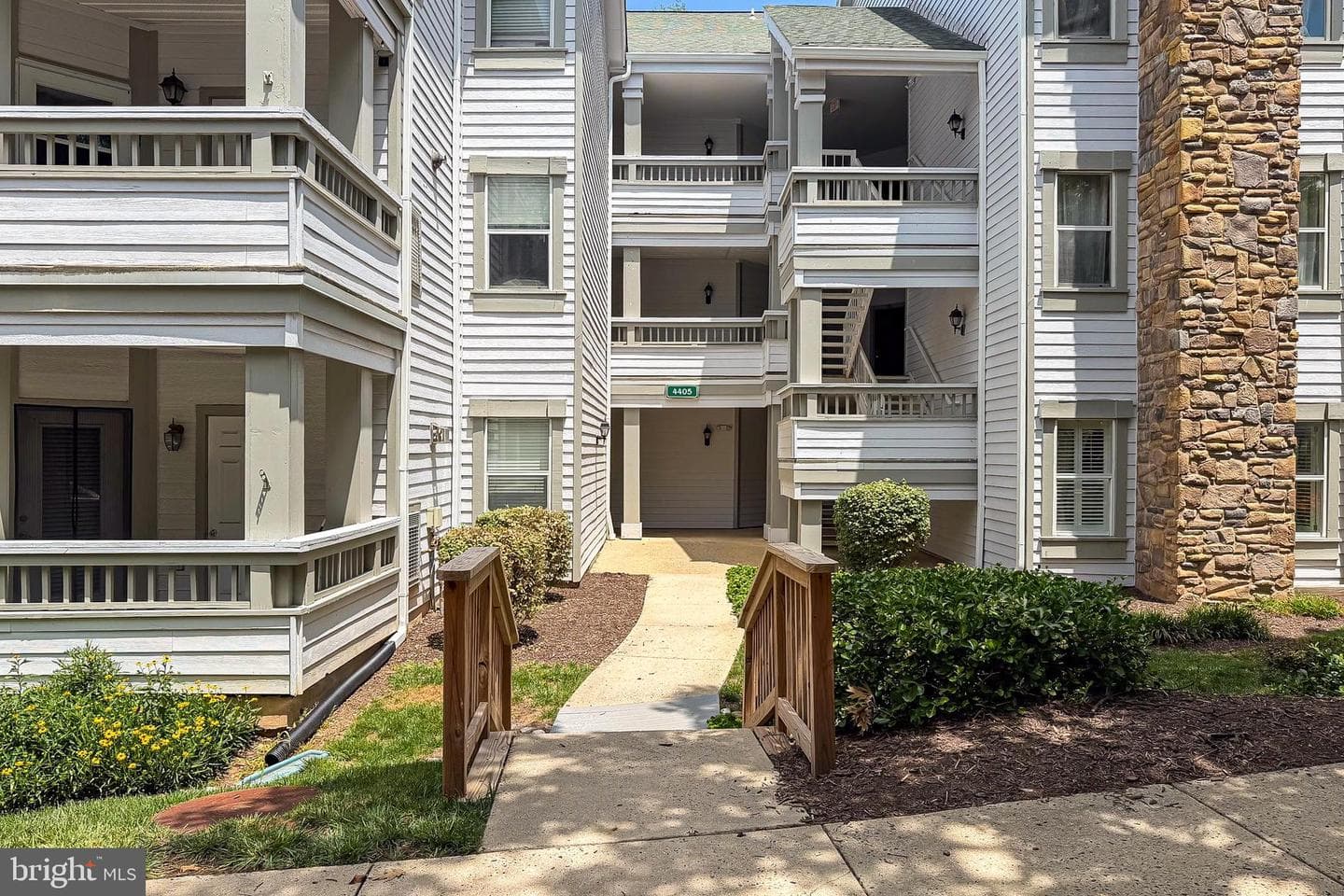 4405 Sedgehurst Drive #202 photo 6