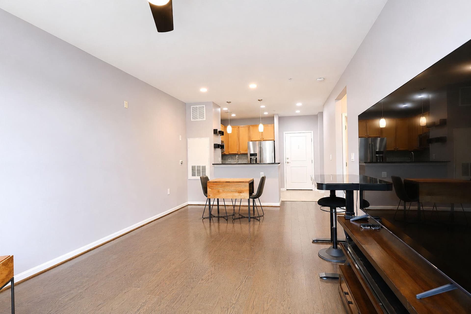 2665 Prosperity Avenue #244 photo 4