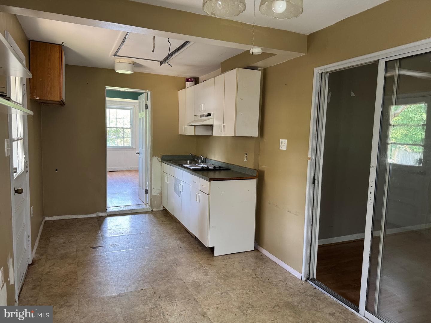 5213 Pole Road photo 7
