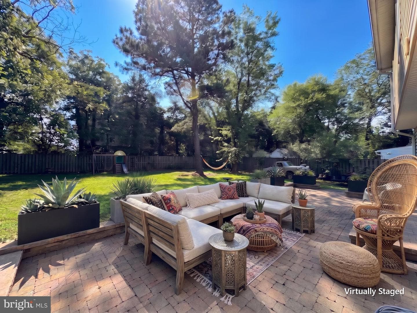6268 Wills Street photo 10