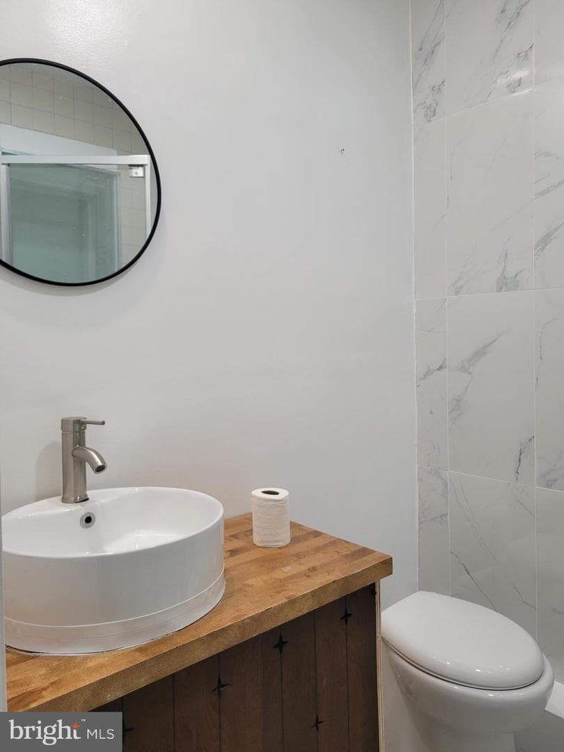 6472 Fourth Street photo 12