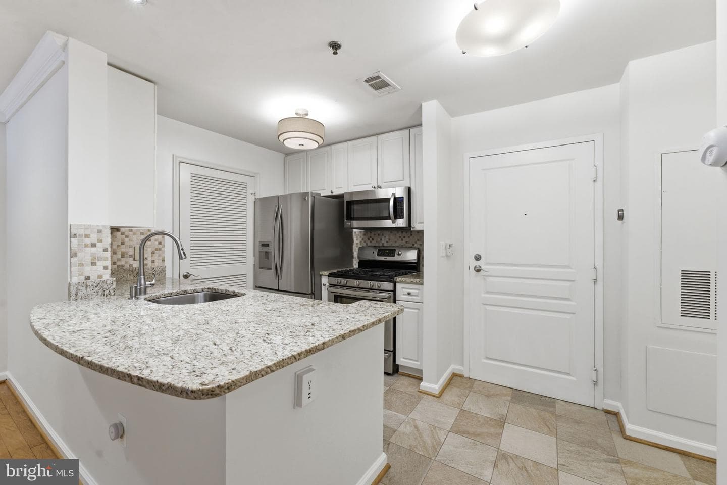 5563 Seminary Road #107 photo 4