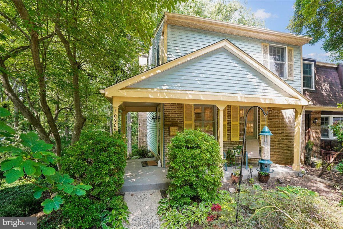 10906 Barton Hill Court photo 3