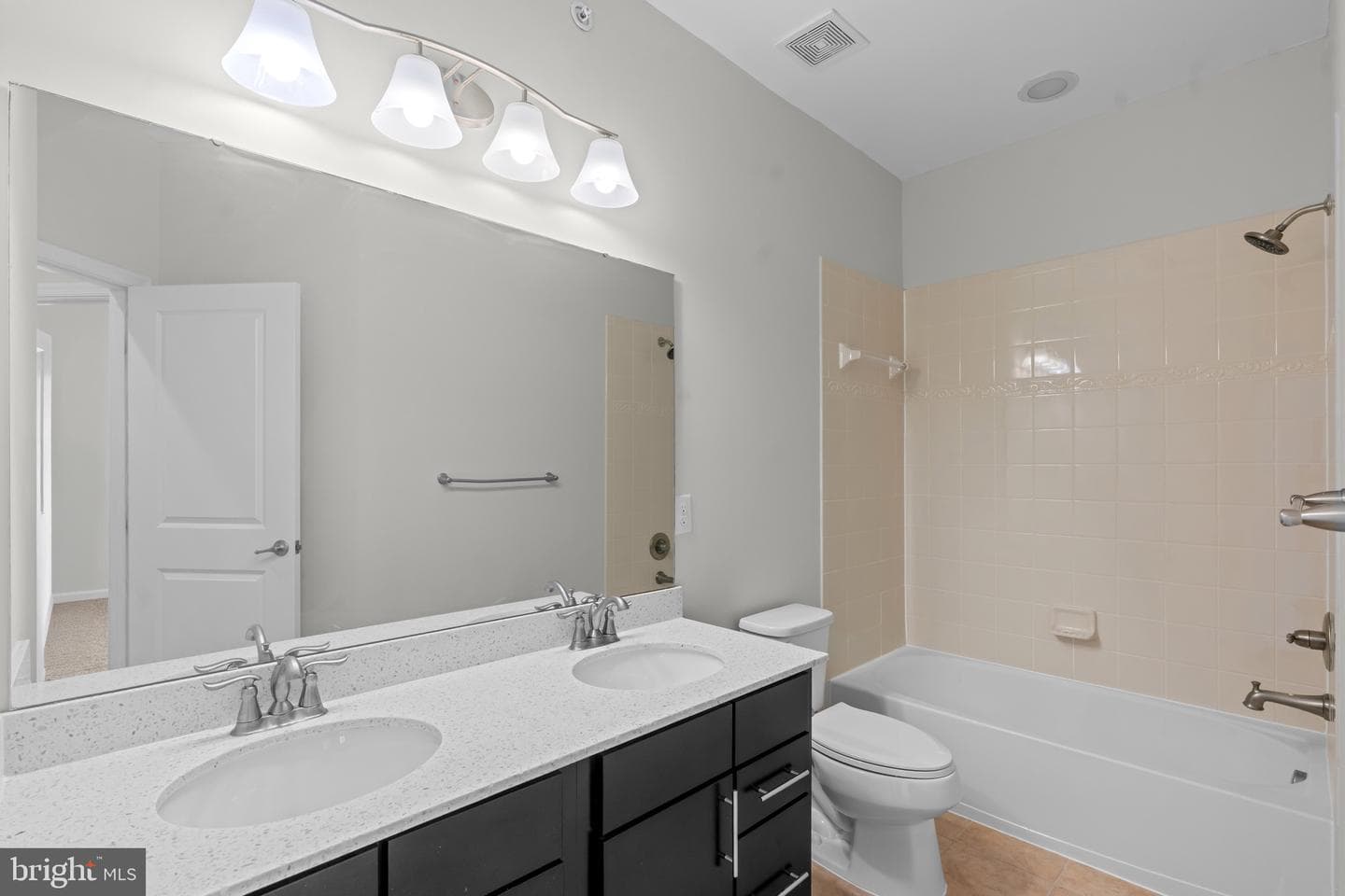 13752 Earhart Circle photo 28