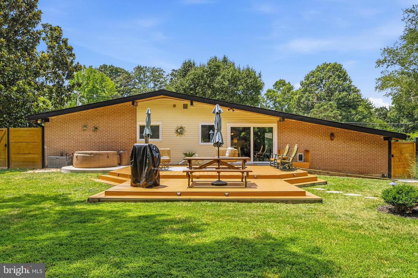 8801 Camden Street photo 42
