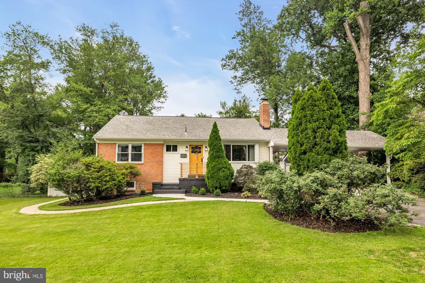 6616 Kerns Road, Falls Church