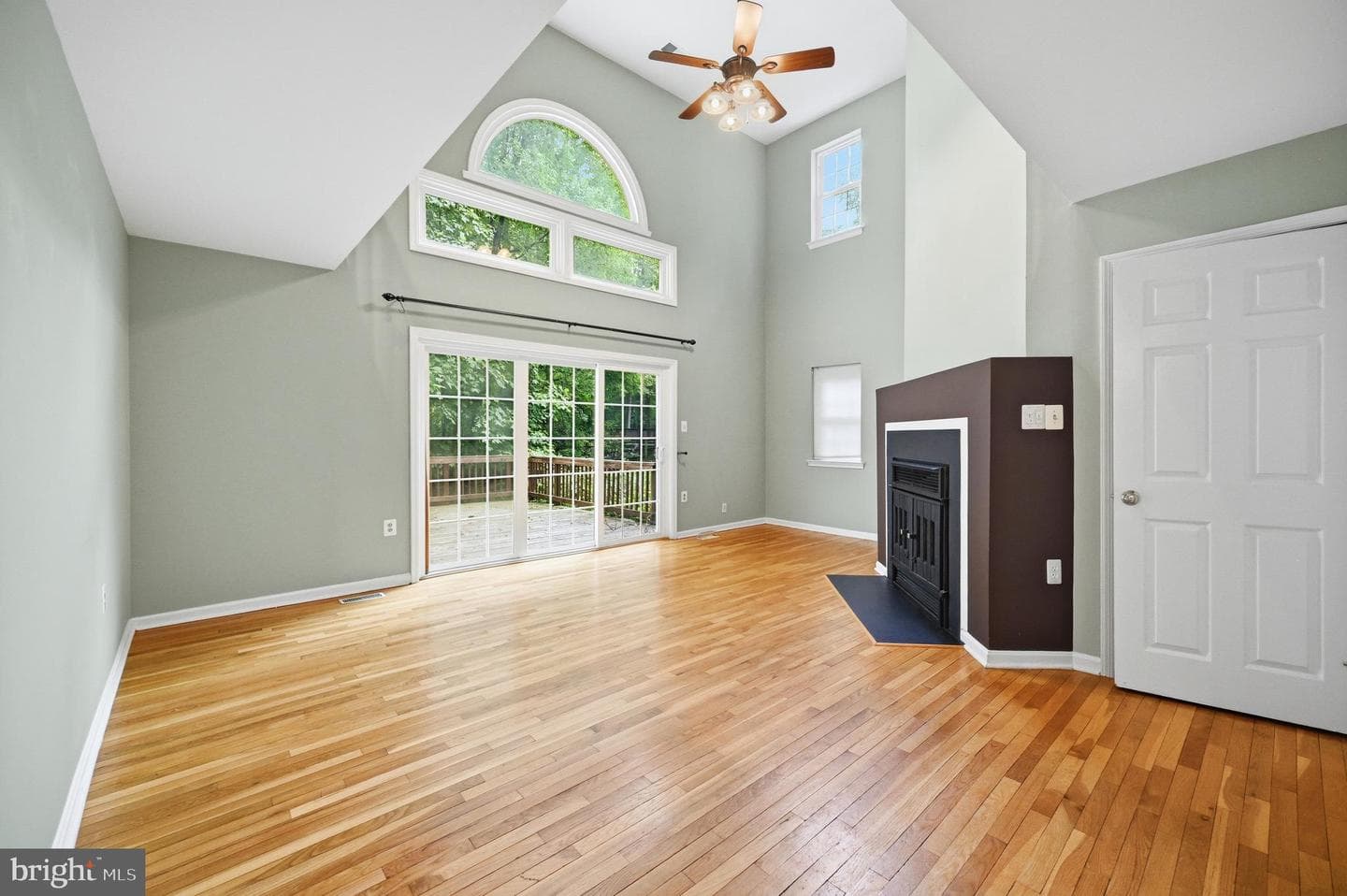 1649 Bennington Hollow Lane photo 3
