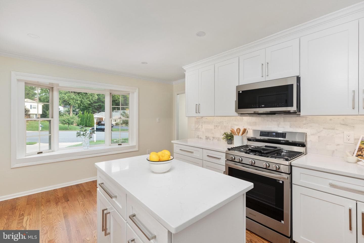 9927 Barnsbury Court photo 14