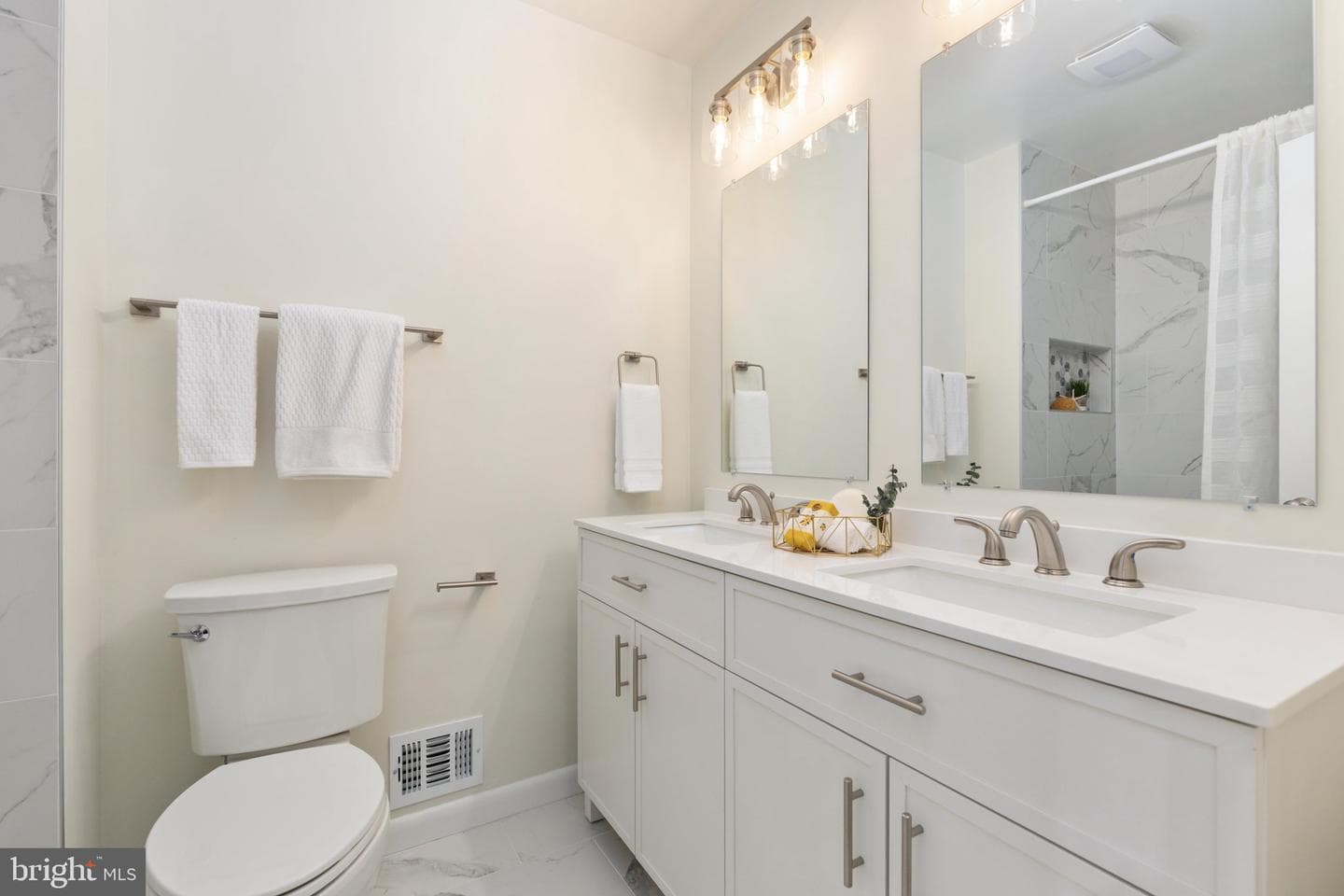 9927 Barnsbury Court photo 19