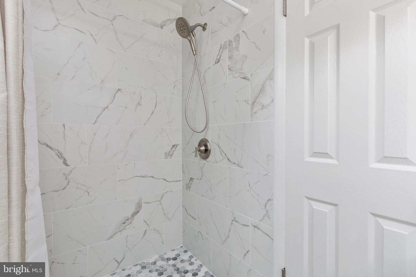 9927 Barnsbury Court photo 26