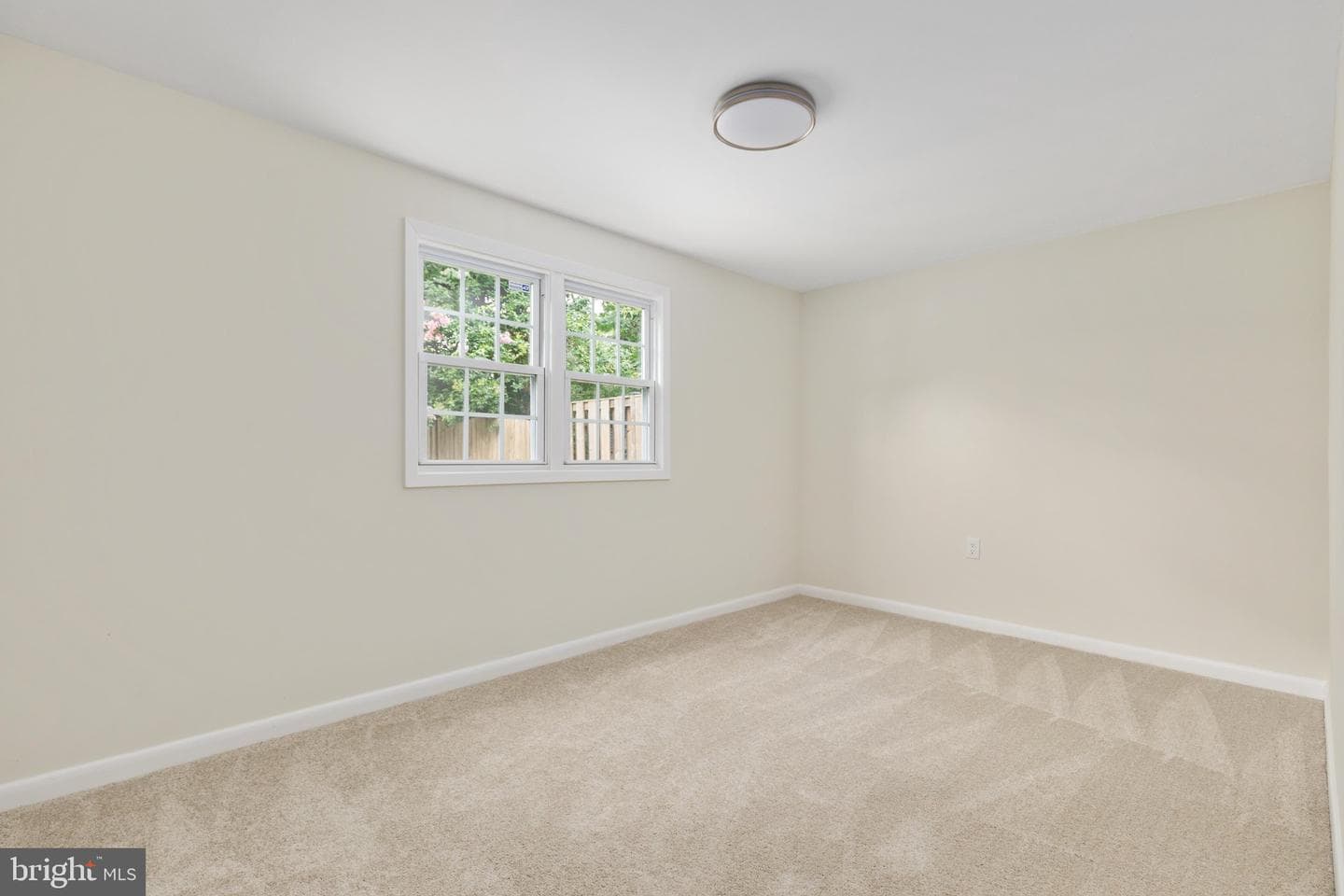 9927 Barnsbury Court photo 31